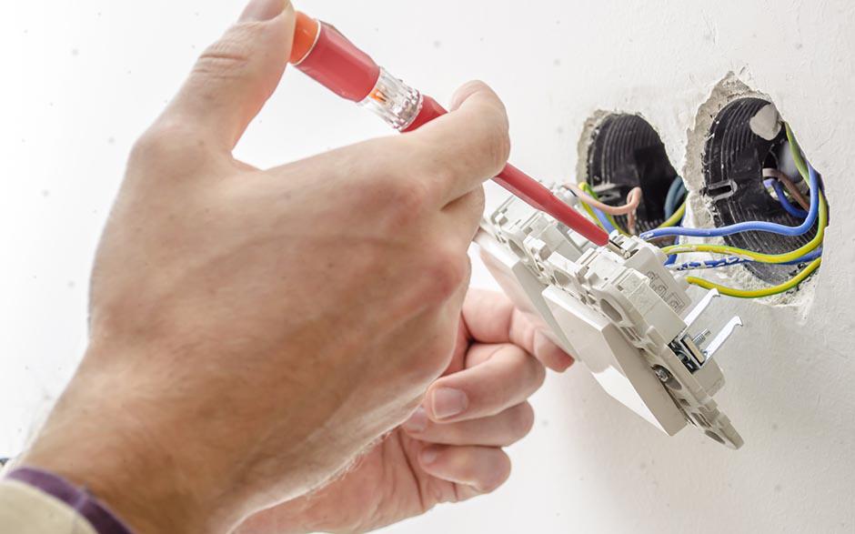 électricien à domicile Freneuse